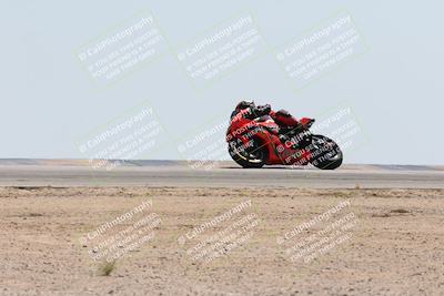 media/Apr-20-2025-CVMA (Sun) [[39090e8767]]/Race 5-Amateur Supersport Open/